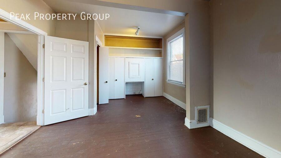 2305 Rohs St - Photo 4 of 14