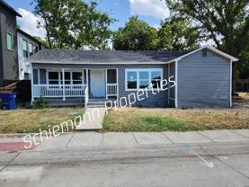 202 N Getzendaner St - Photo 1 of 1