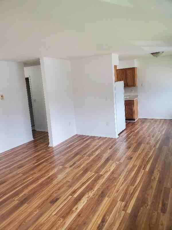 1700 E 80th St #4 - Photo 2 of 7