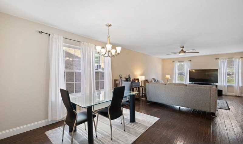 1025 N Scott St - Photo 2 of 10