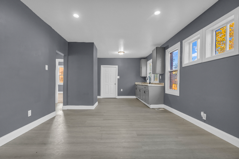 3823 Clairmount St - Photo 7 of 12