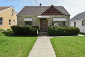 featured image of 2862 N 87th St