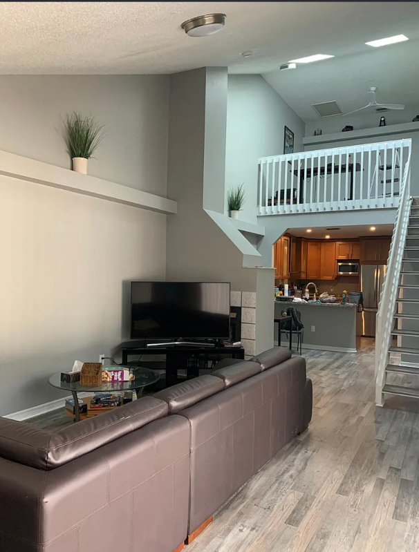 1701 Winter Green Blvd - Photo 2 of 13