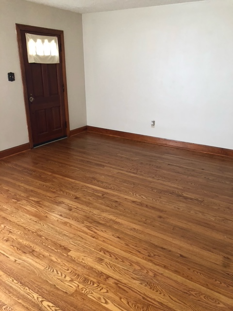 1837 Farnsley Rd - Photo 2 of 5