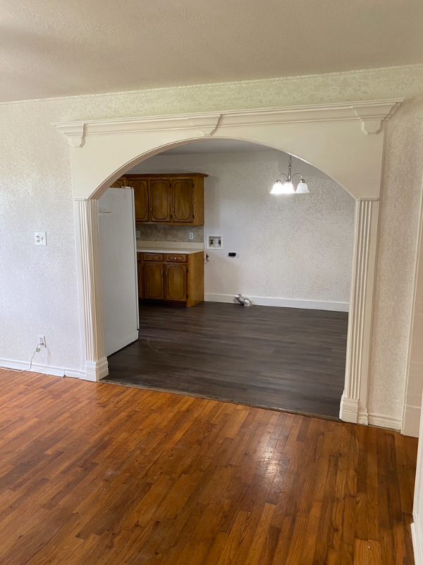 1802 N Avenue Q #A - Photo 3 of 11