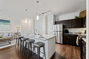 featured image of 1633 Greenridge Dr