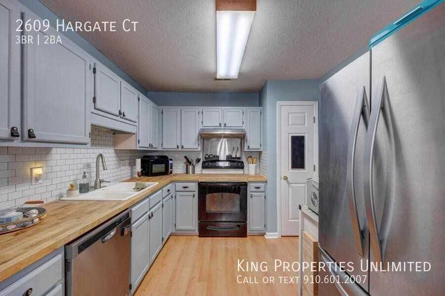 2609 Hargate Ct - Photo 2 of 26