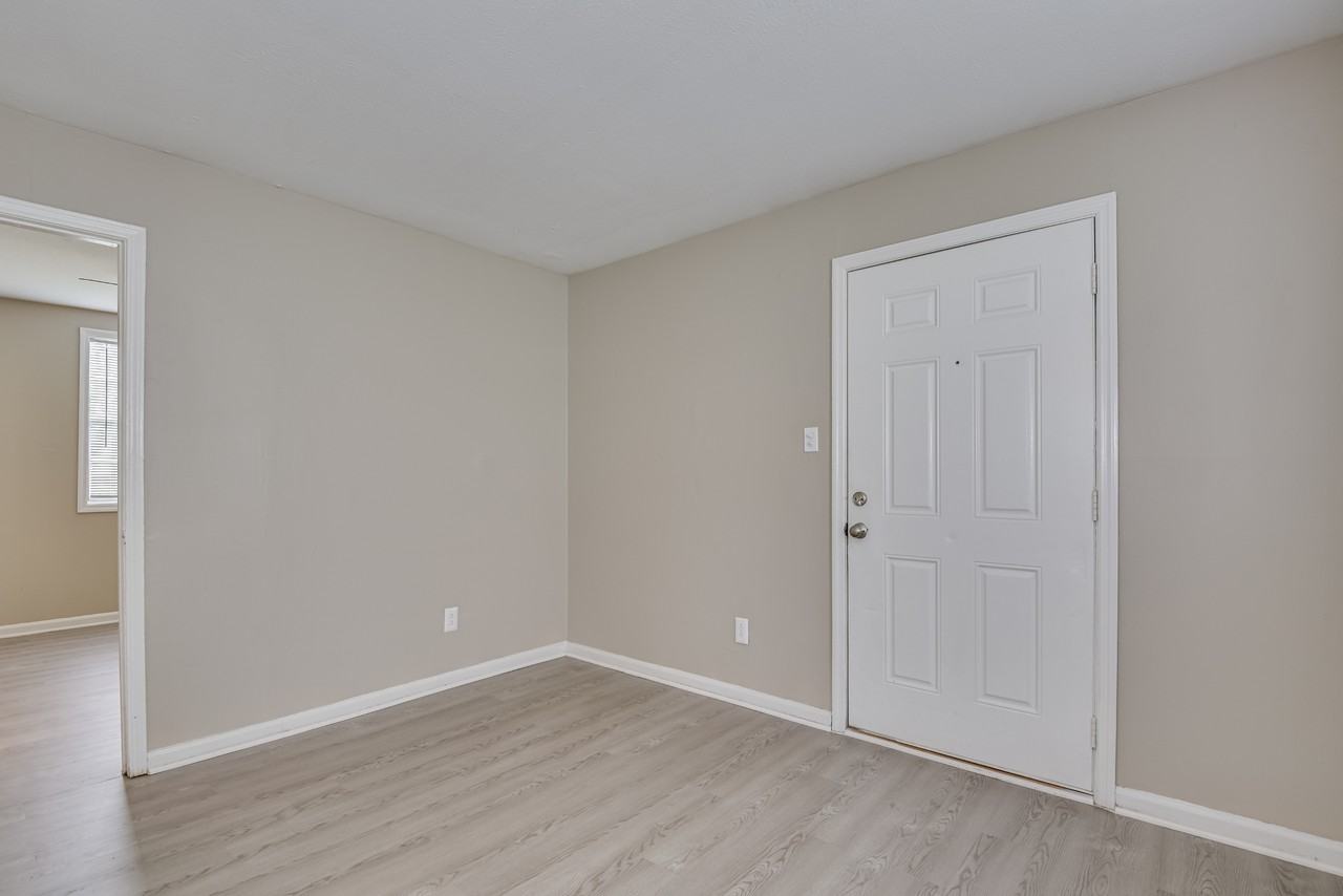 Cedar Pines Apartments - Photo 2 of 31