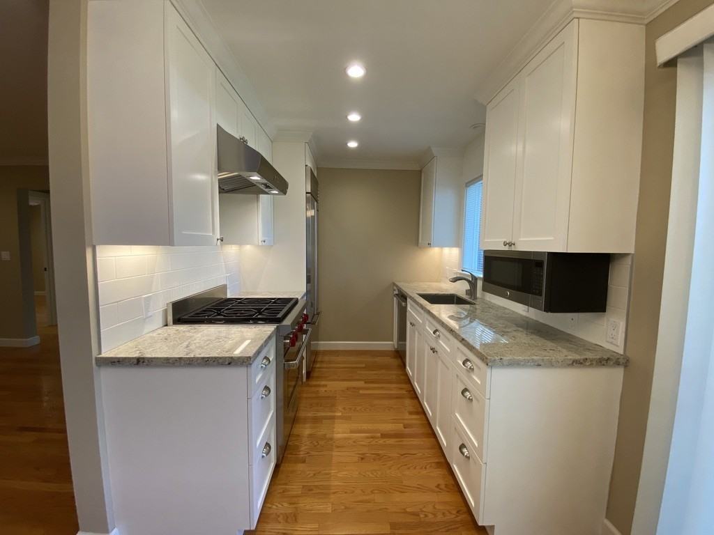 609 Highland Avenue - Photo 7 of 24