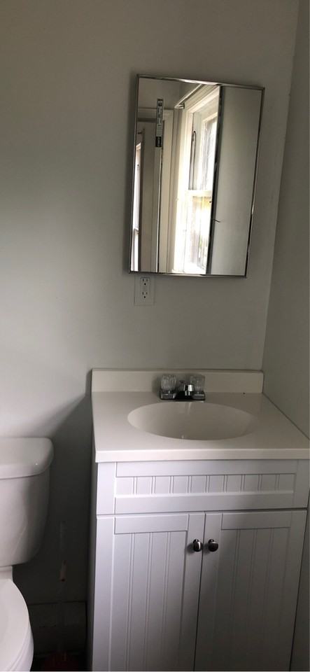 2329 Crysler Ave - Photo 3 of 10