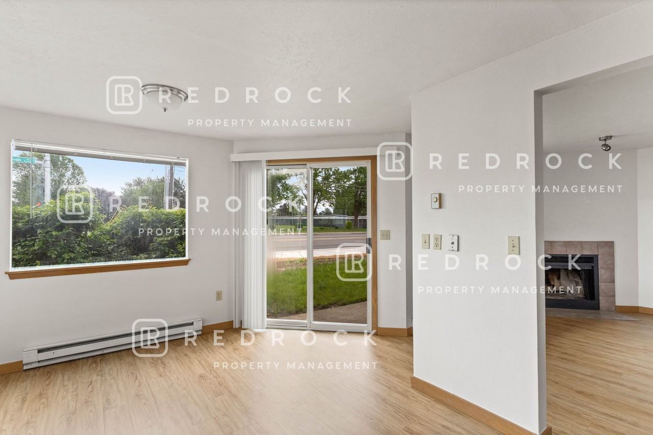 WJ - 4735 North Sullivan Road - Photo 6 of 20