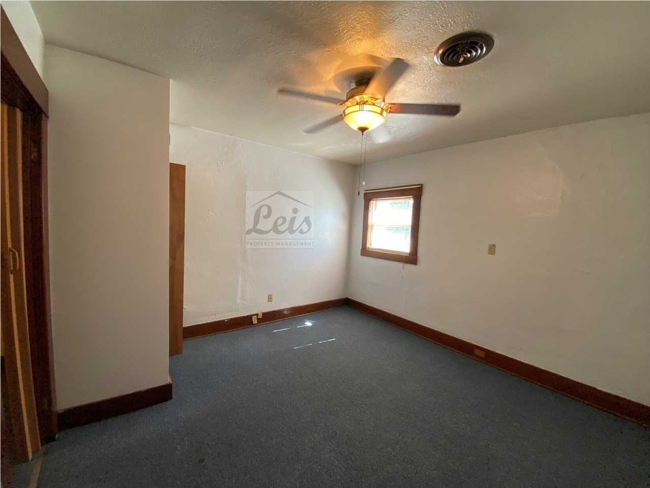 615 1/2 Central Avenue - Photo 2 of 10