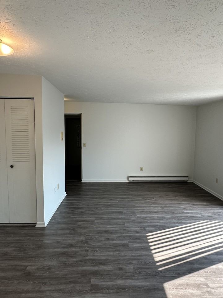 1879 Turner Boulevard - Photo 2 of 10
