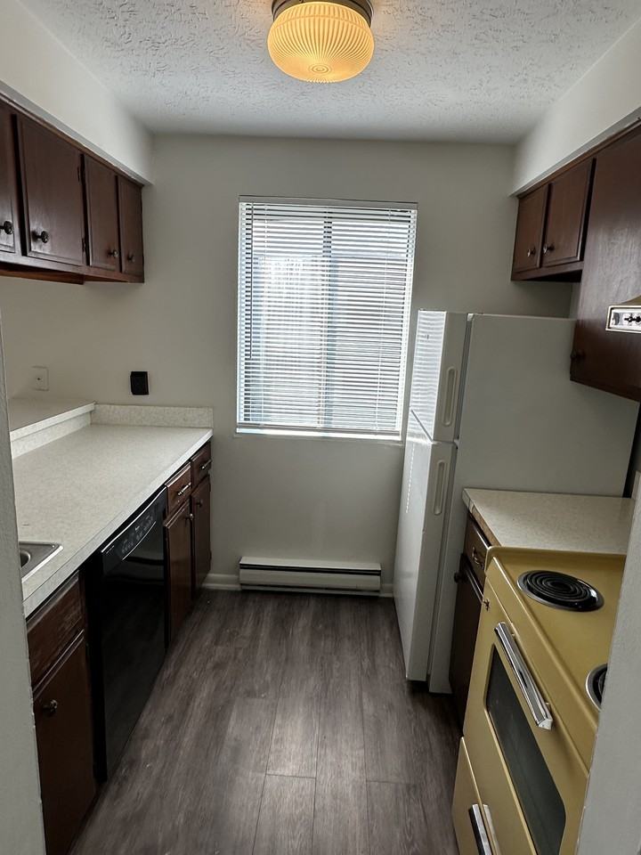 1879 Turner Boulevard - Photo 4 of 10