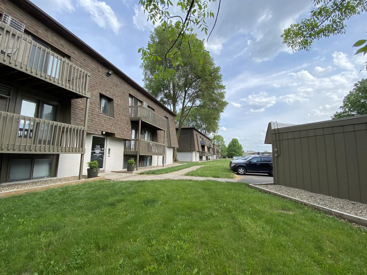 1879 Turner Boulevard - Photo 7 of 10