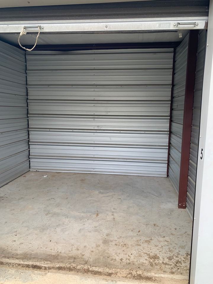 Ocala, FL (Belleview, 11322 SE 55th Ave) - Photo 3 of 3