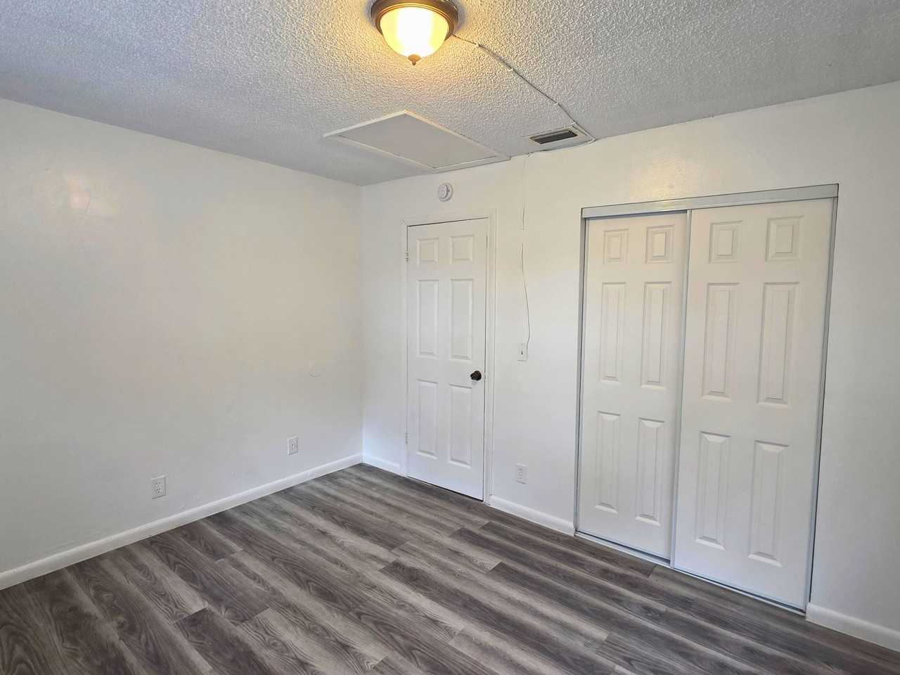 3662 Davis Road - Photo 7 of 23