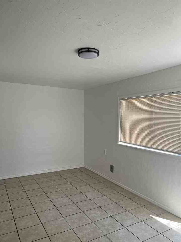 1688 // 460 East Delano Street #1 - Photo 2 of 8