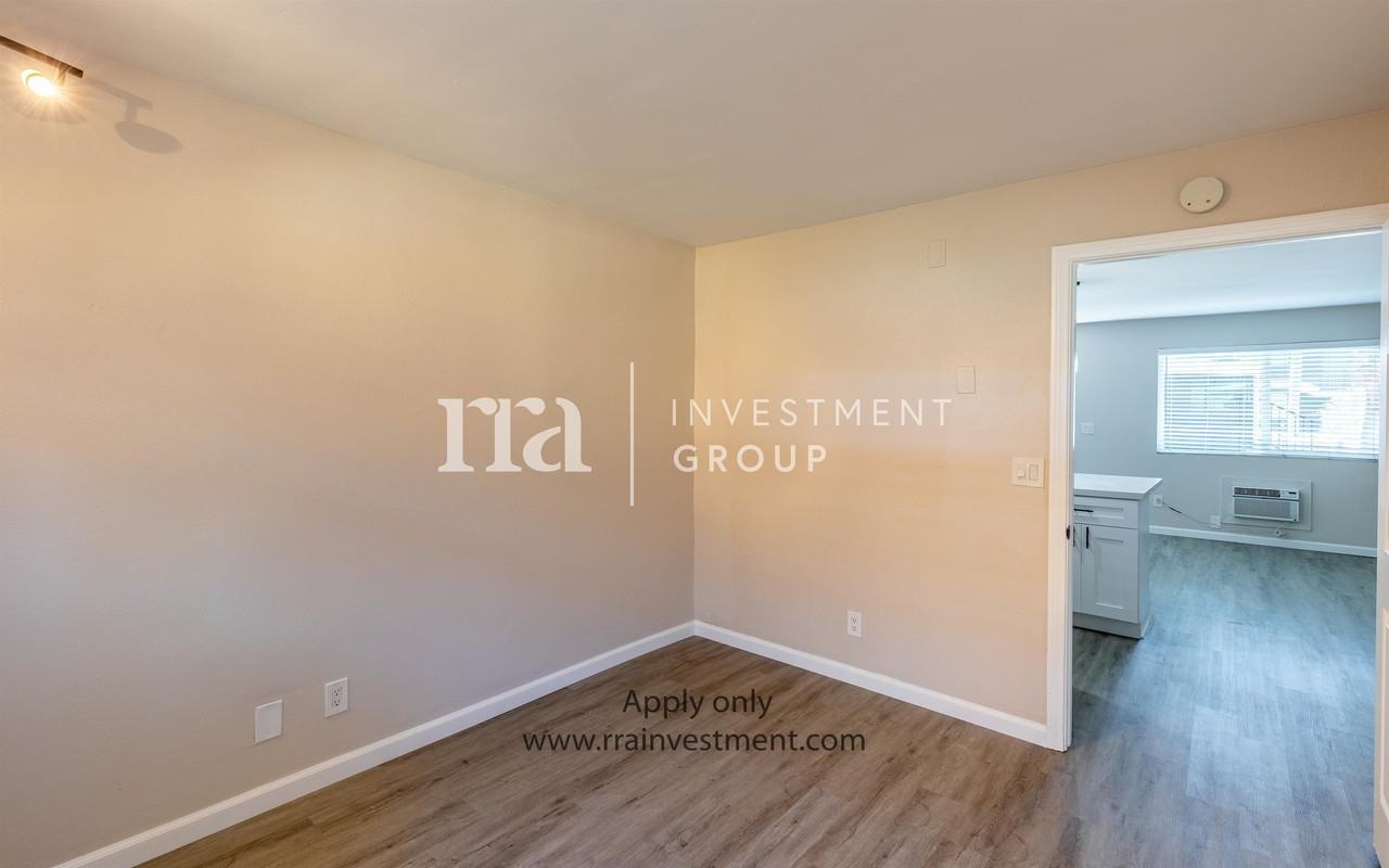 2405-2411 Adams Ave - Photo 2 of 50