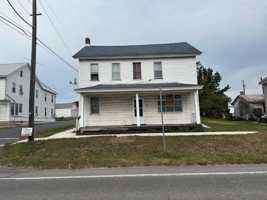 featured image of 143 E Market St #1