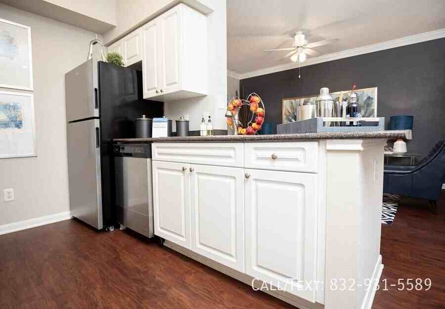 2800 Wilcrest Dr #PAW - Photo 3 of 19