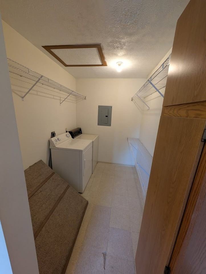 700 Cass St - Photo 3 of 7