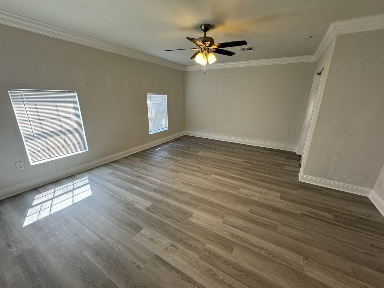 3740 Clover Lane - Photo 5 of 16