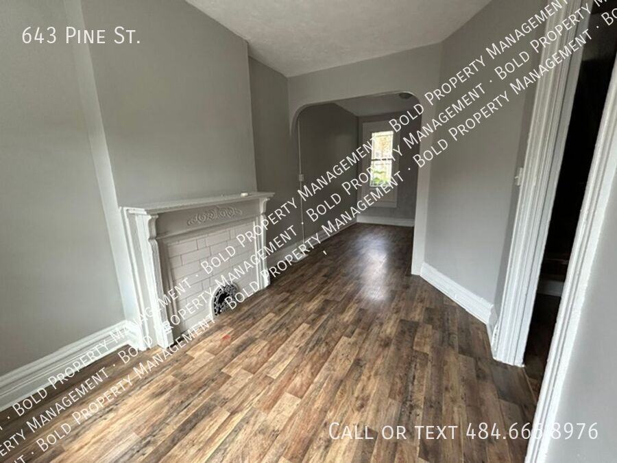 643 Pine St - Photo 2 of 13