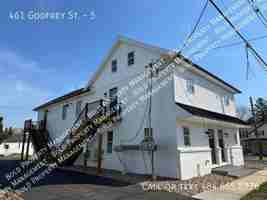 featured image of 461 Godfrey St #5