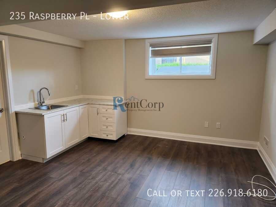 235 Raspberry Pl - Photo 2 of 8