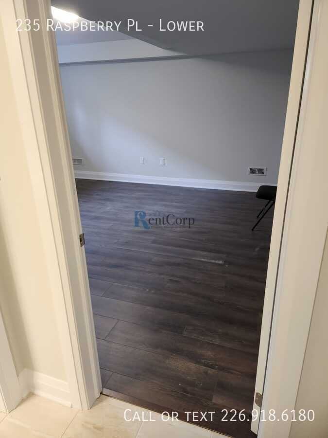 235 Raspberry Pl - Photo 4 of 8