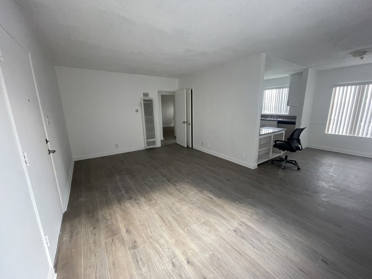 7245 Bakman Avenue - Photo 2 of 12