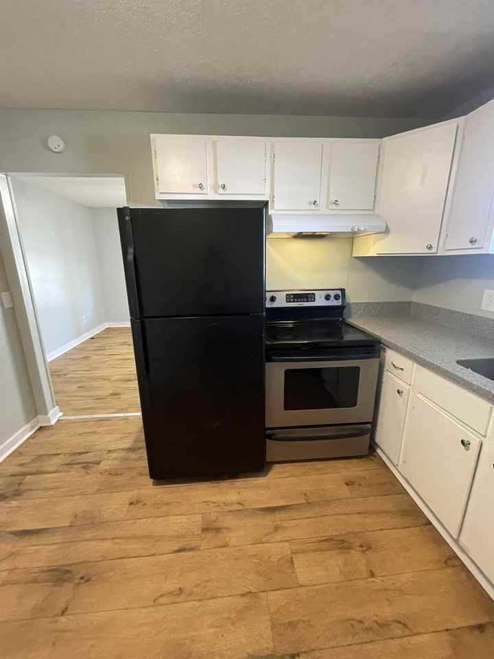 1901 Success Street - Photo 5 of 21