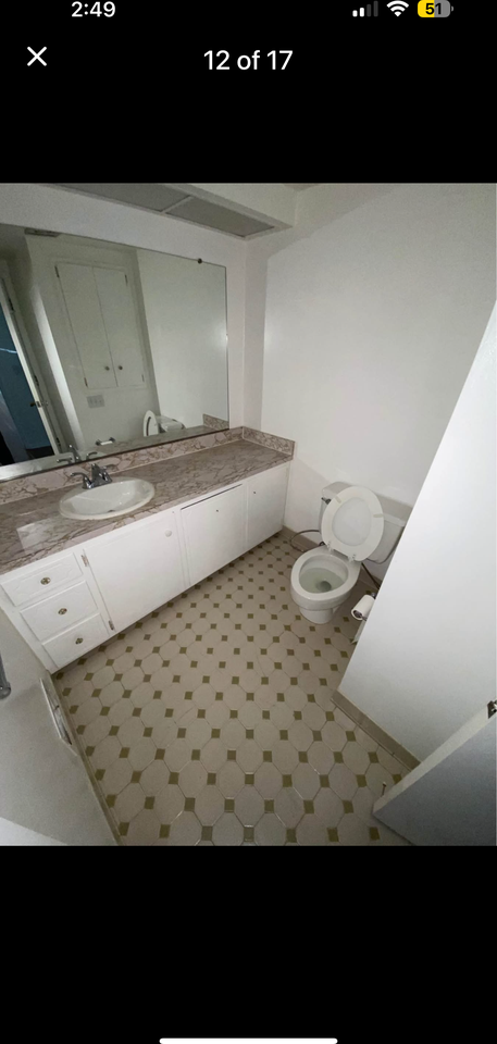4445/ 4455 West Sylvania Avenue - Photo 3 of 10