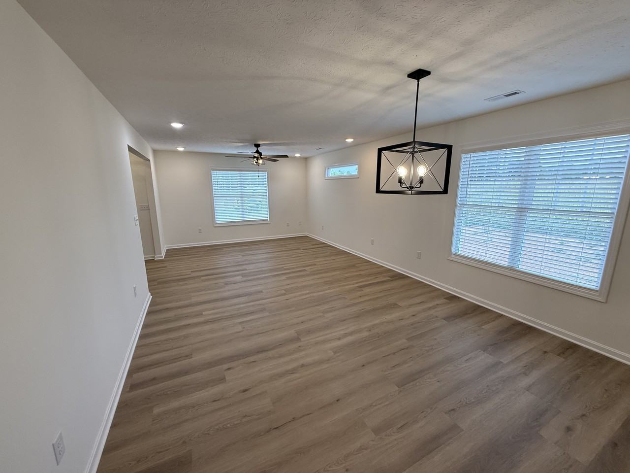 1352 Old Elizabethtown Road - Photo 4 of 23