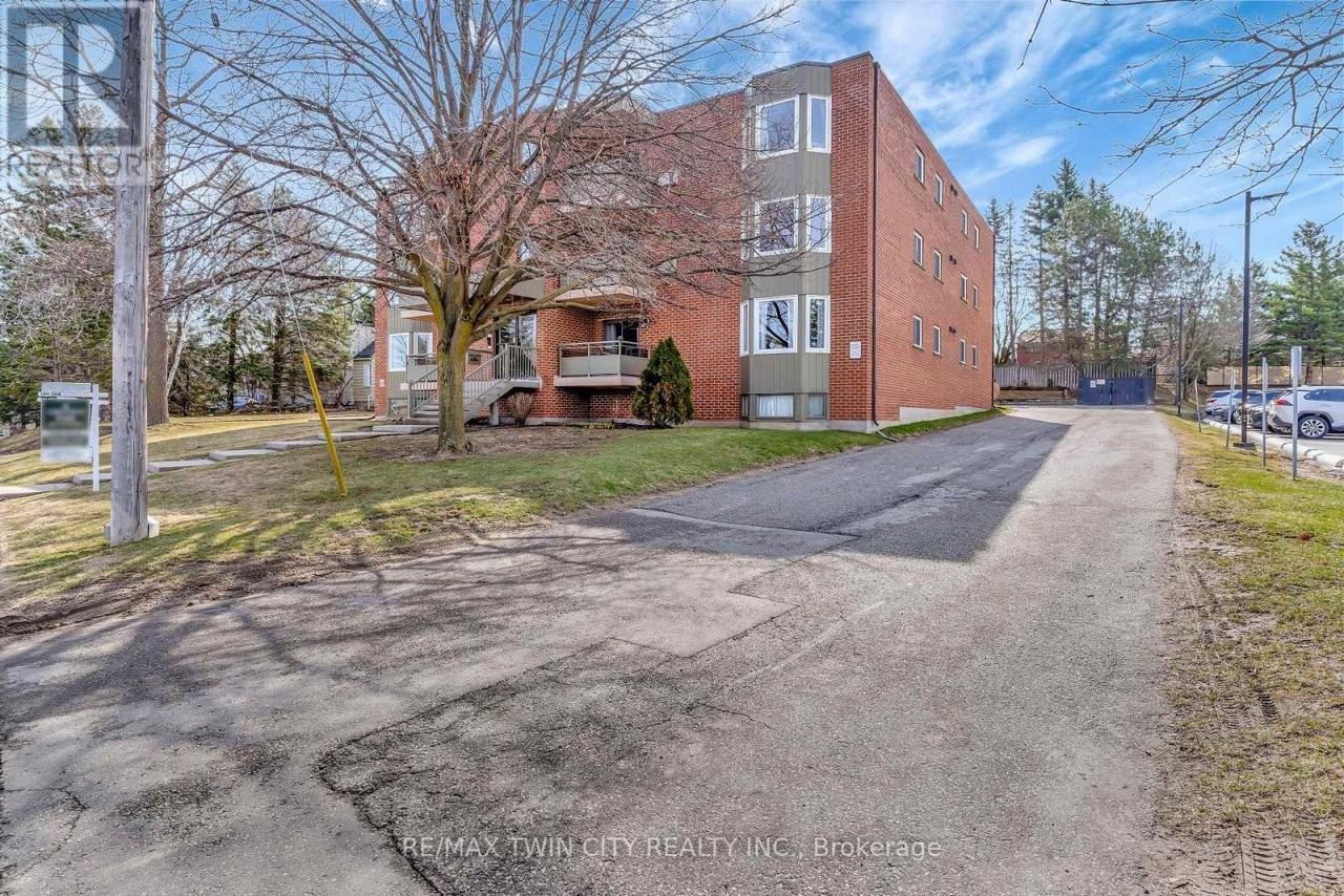 401 Erb St W - Photo 2 of 26