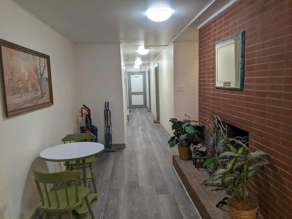 77 Will Rogers Drive - Photo 2 of 5