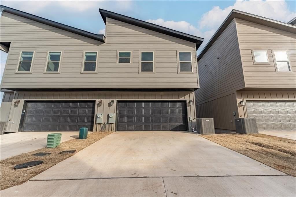 2235 W Million Ln - Photo 3 of 26