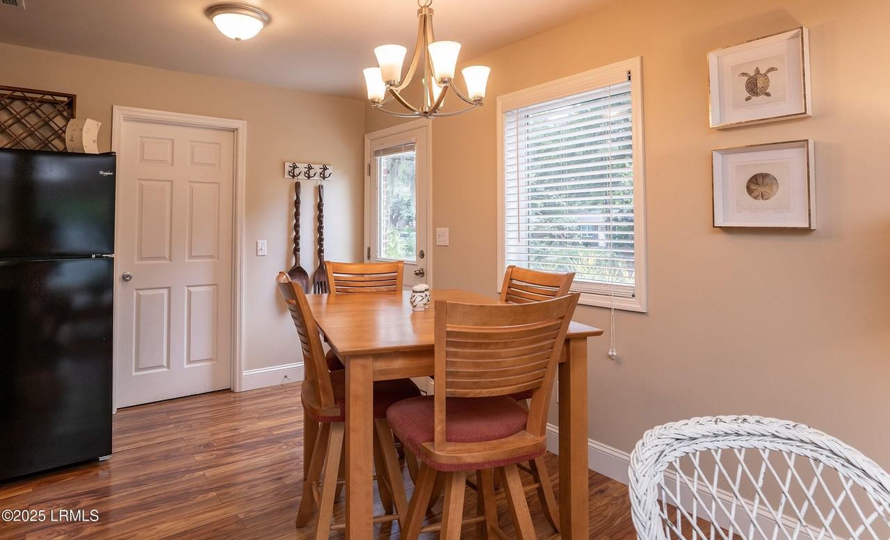 1904 Park Ave - Photo 5 of 17