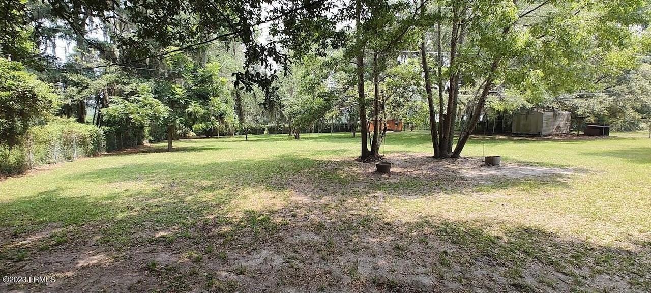 2723 Waddell Rd - Photo 4 of 25