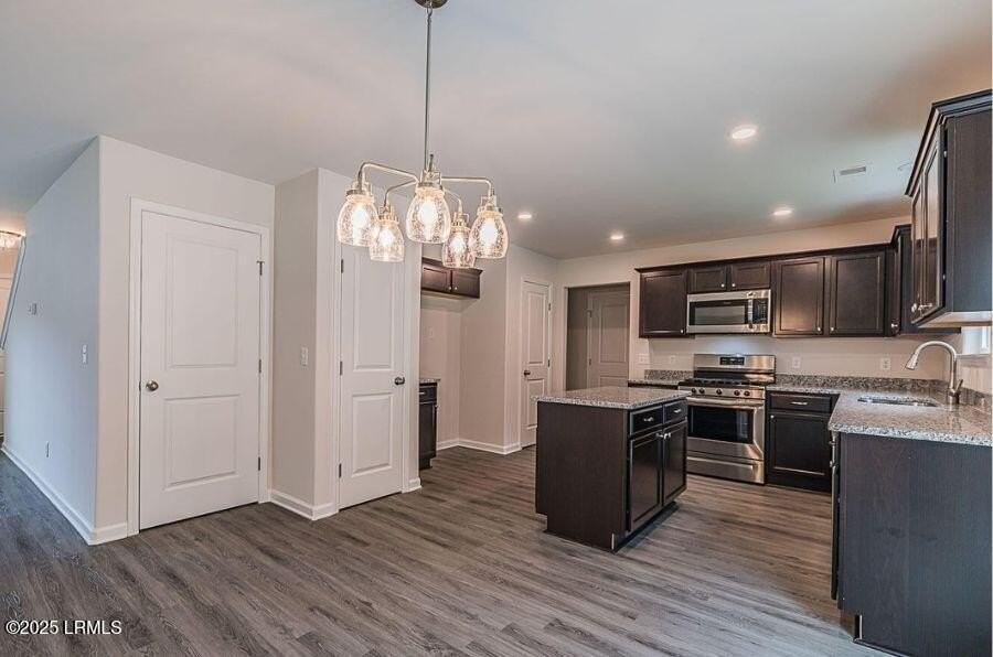 128 Teal Bluff Blvd - Photo 4 of 7