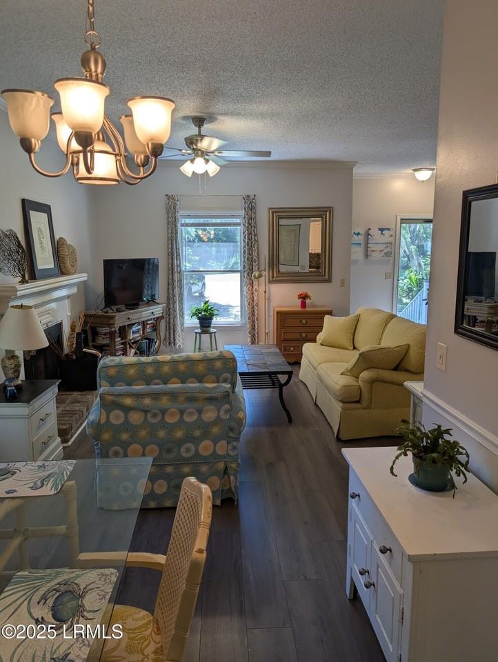 2644 Joshua Cir - Photo 3 of 8