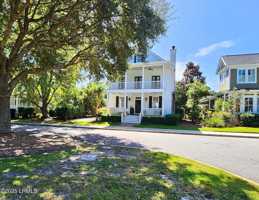 featured image of 110 Great Heron Way