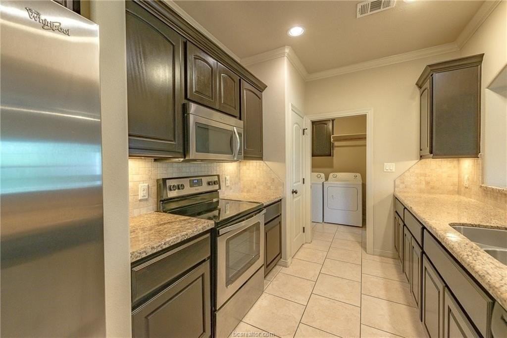 1400 Crescent Ridge Dr - Photo 5 of 15