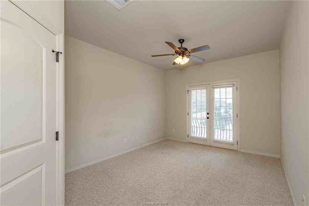 1400 Crescent Ridge Dr - Photo 6 of 15