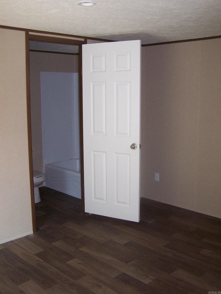 148 Pine St - Photo 6 of 6