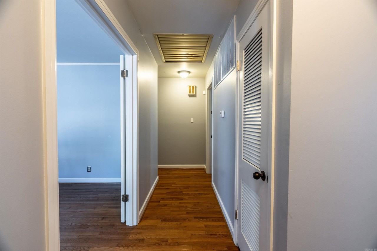 7902 Harmon Dr - Photo 5 of 23