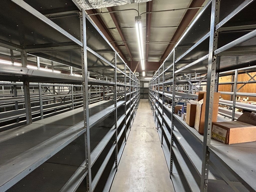 918 3rd Ave - Photo 5 of 8