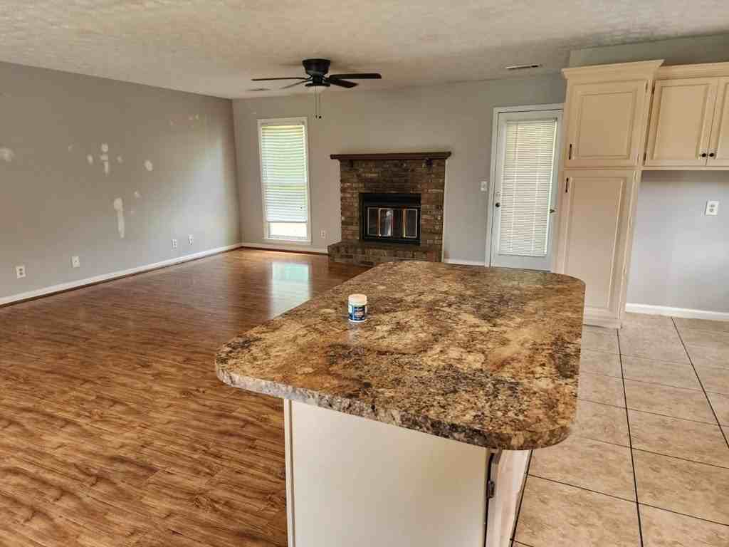 946 Elysium Dr - Photo 3 of 28