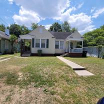2222 Bell St - Photo 1 of 1